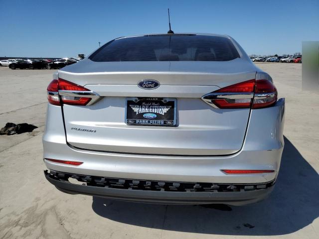  FORD FUSION 2019 Серебристый