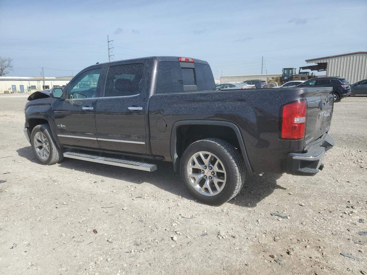 2015 GMC Sierra - Image 2