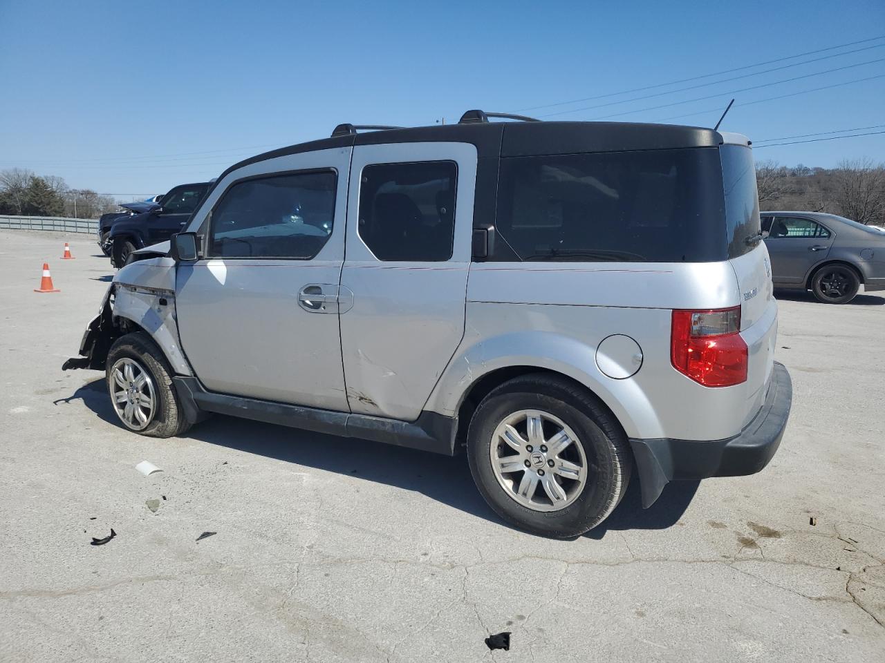 2007 Honda Element - Image 2