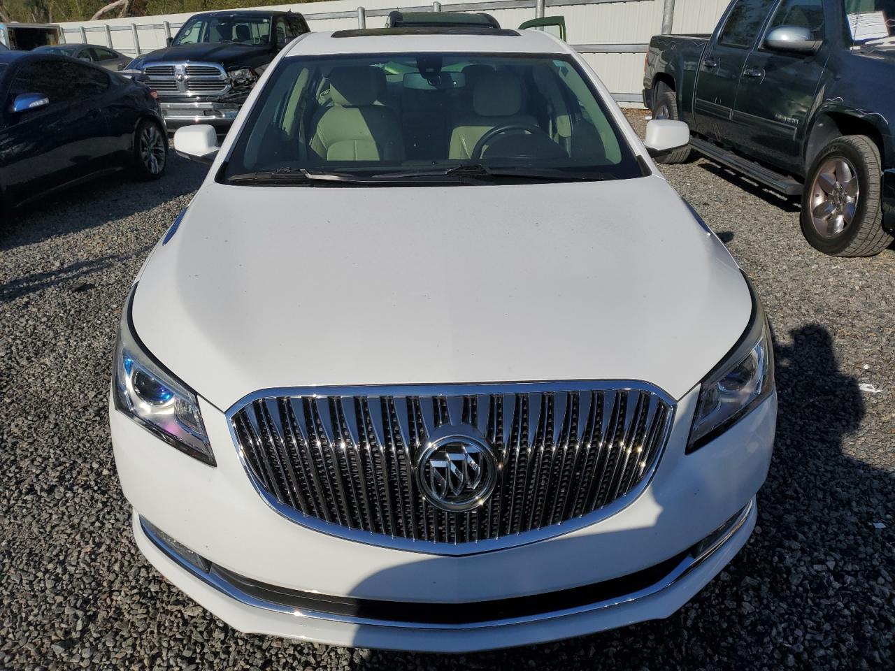 2014 Buick LaCrosse - Image 5