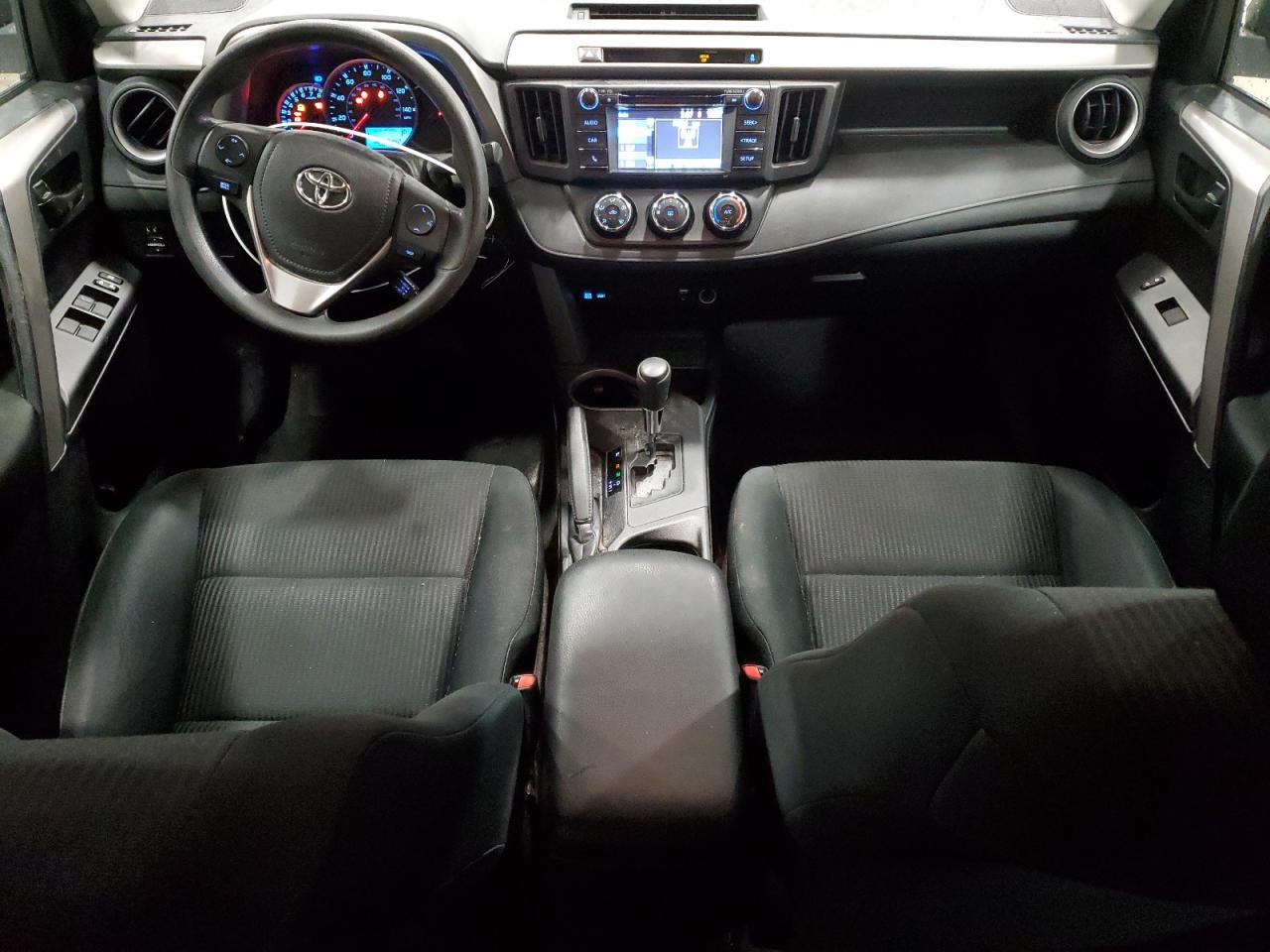 2016 Toyota RAV 4 - Image 8
