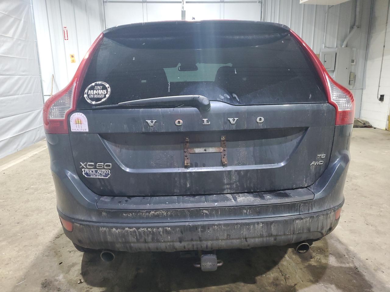 2010 Volvo XC60 - Image 6