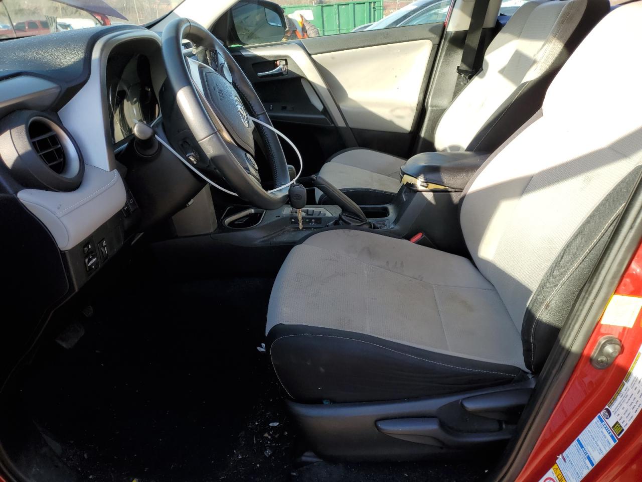2016 Toyota RAV 4 - Image 7
