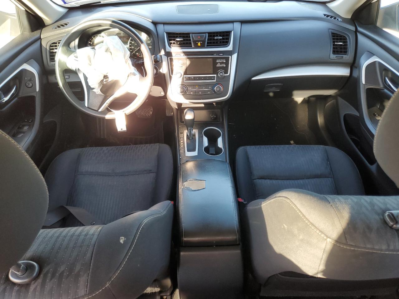 2017 Nissan Altima - Image 8