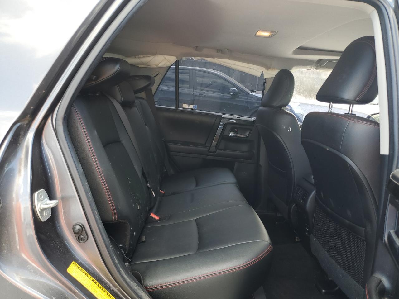 2015 Toyota 4Runner - Image 11