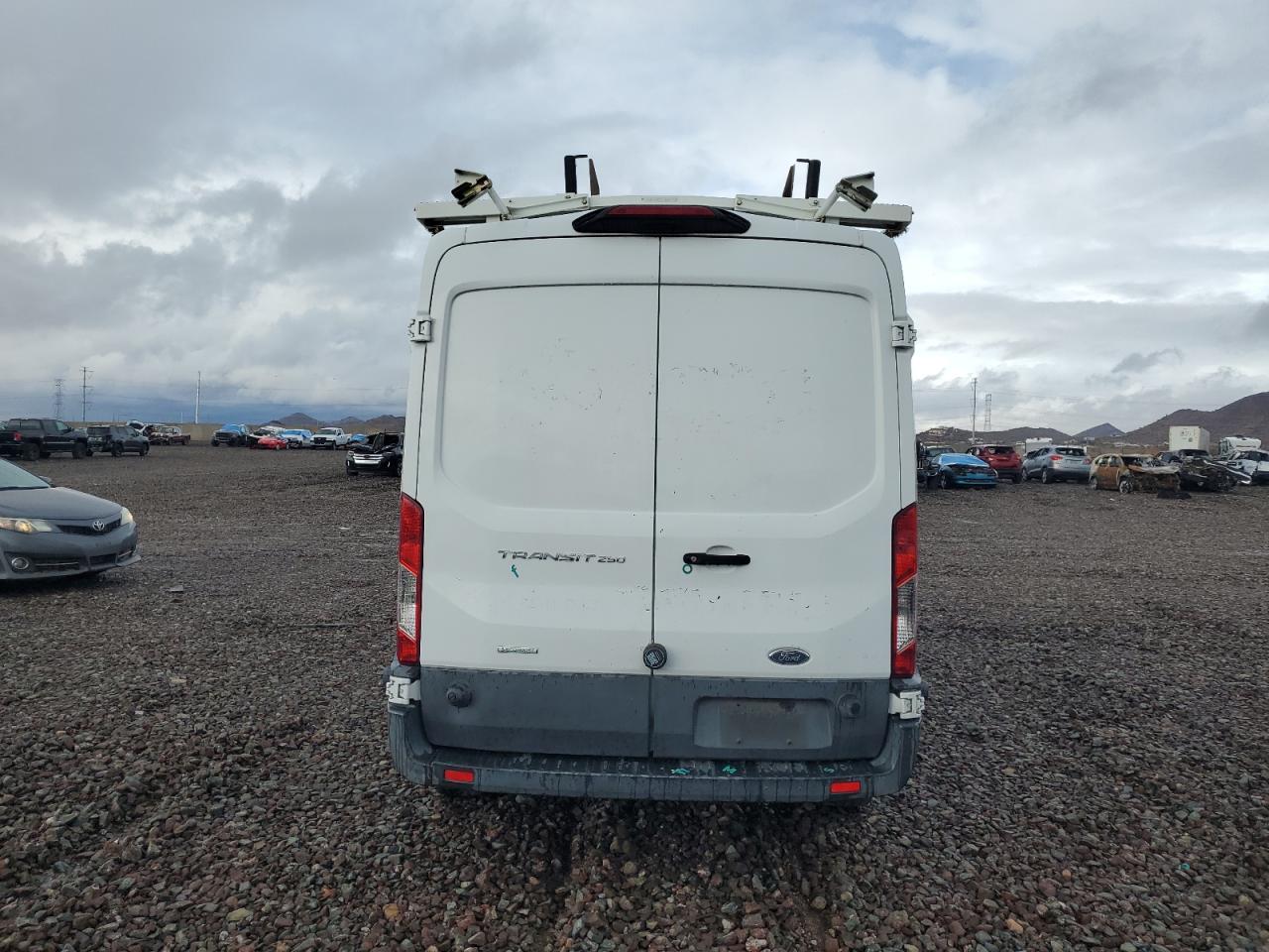2018 Ford Transit T-250 VIN: 1FTYR2CG2JKA00830 Lot: 68492584