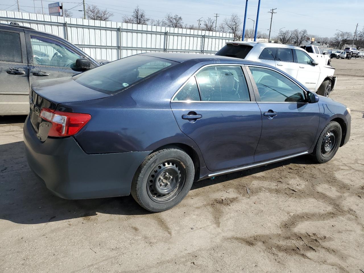 2014 Toyota Camry - Image 3