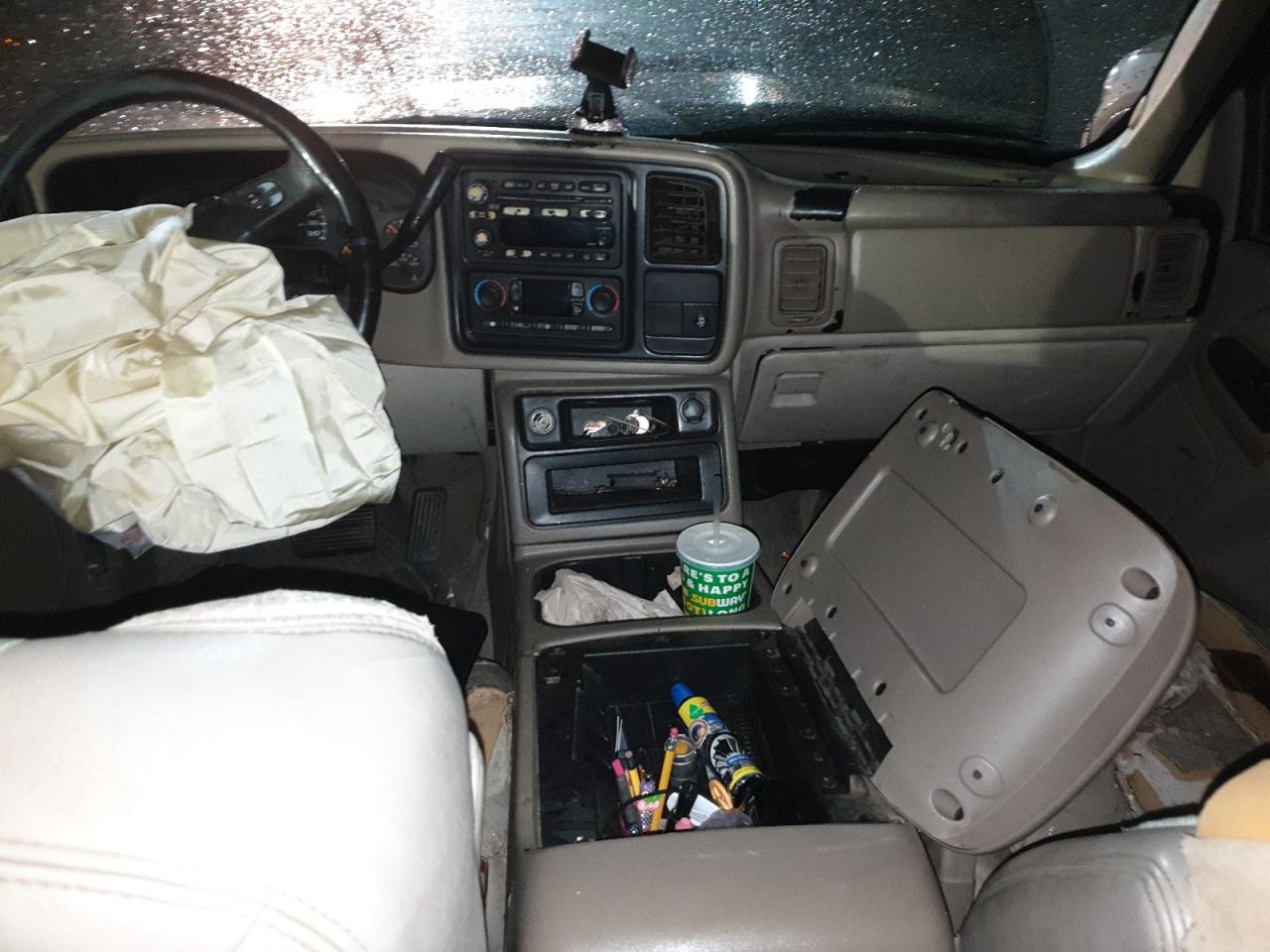 2004 Chevrolet Suburban C VIN: 149696 Lot: 48267505