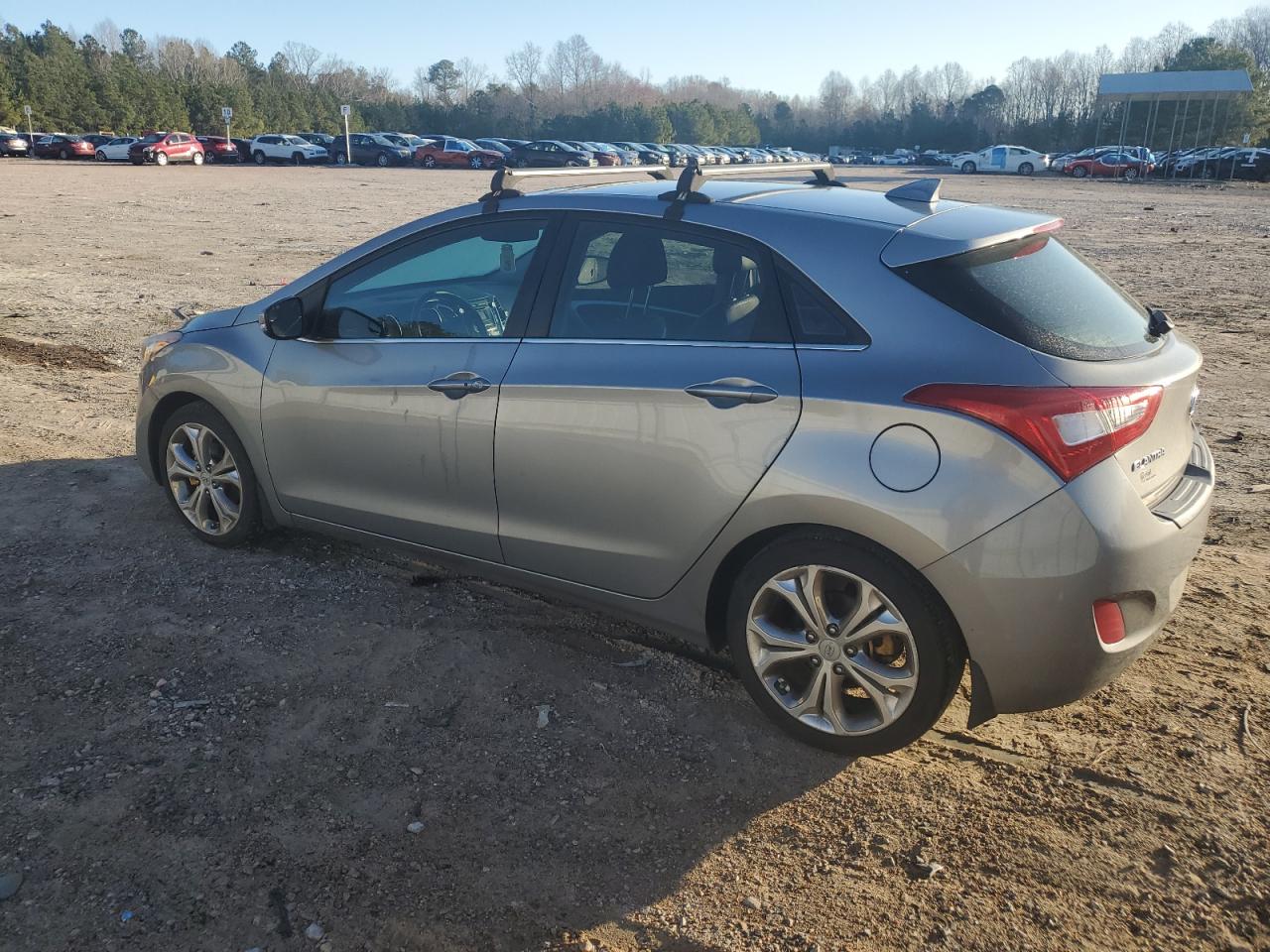 2014 Hyundai Elantra - Image 2