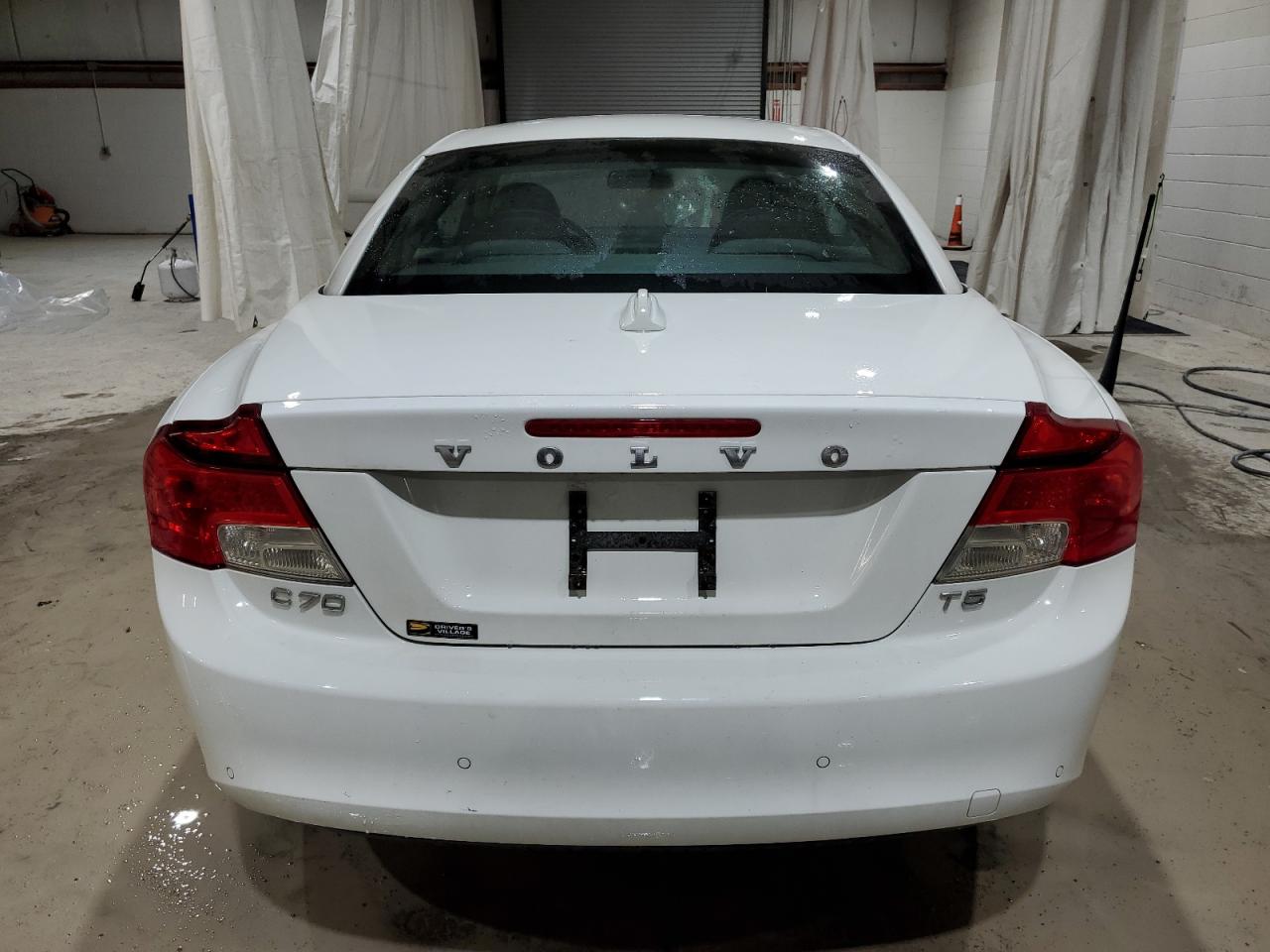 2013 Volvo C70 - Image 6