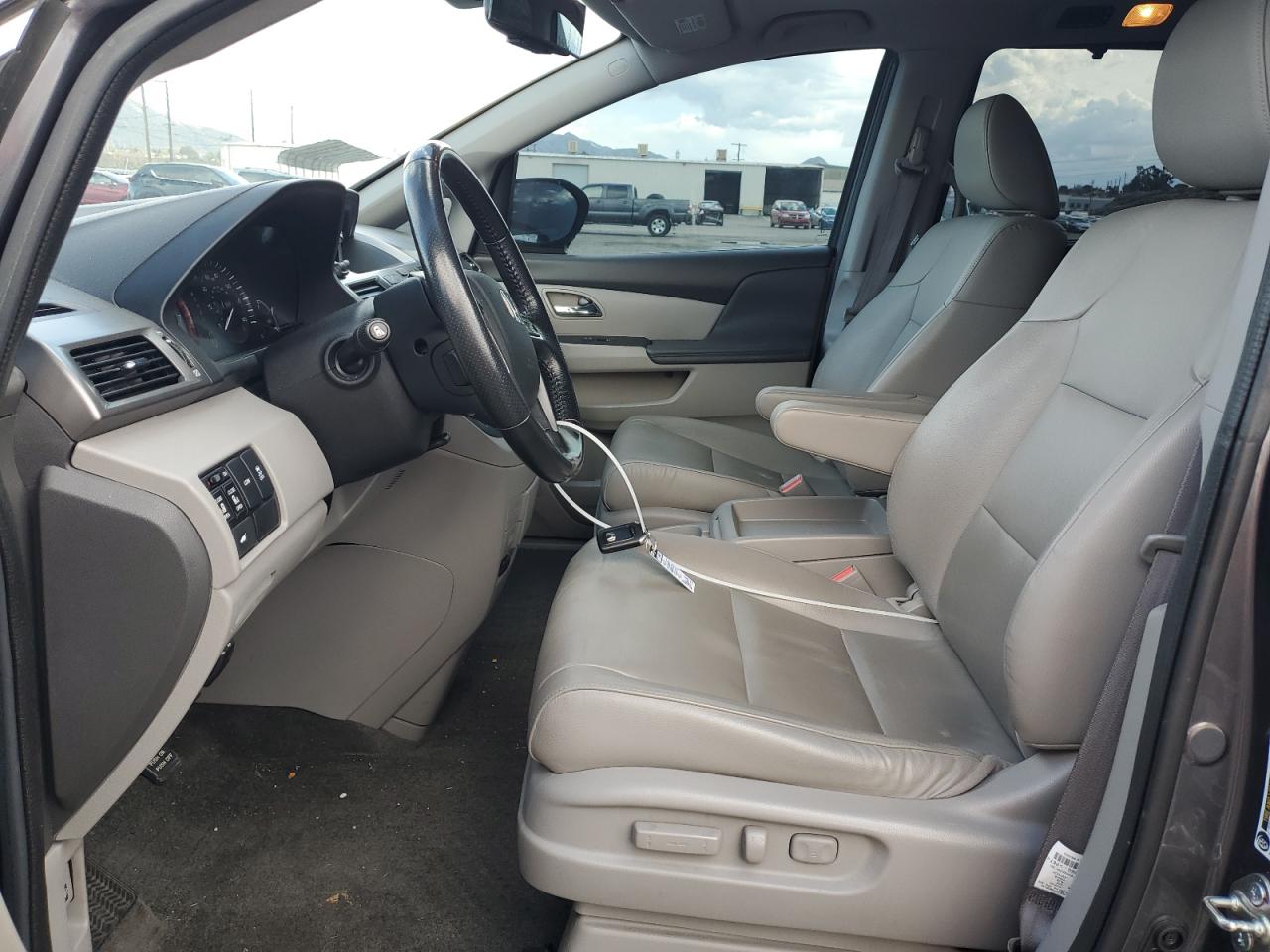 2016 Honda Odyssey - Image 7