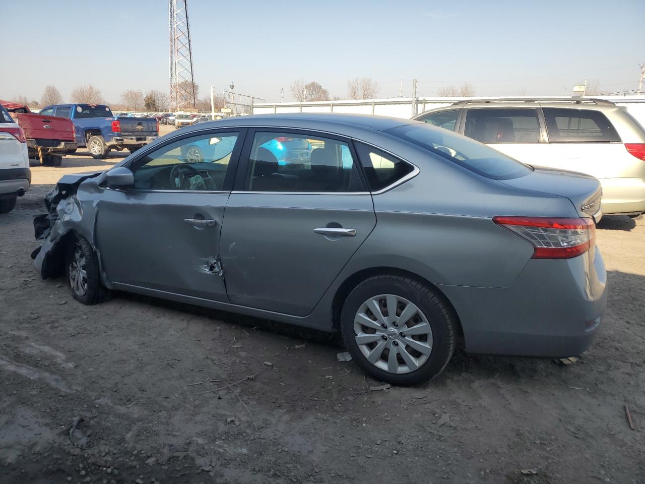 2014 Nissan Sentra - Image 2