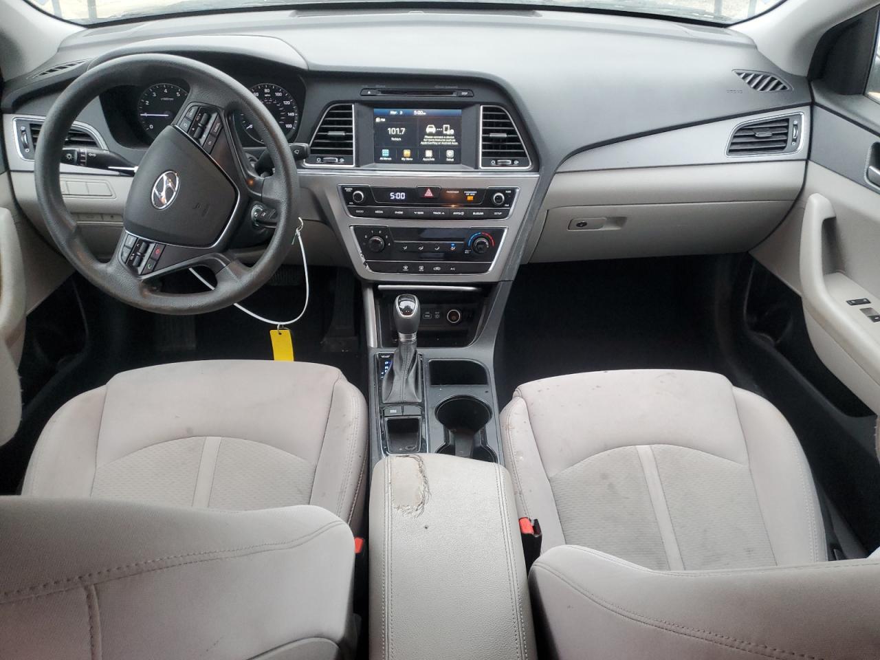 2017 Hyundai Sonata - Image 8