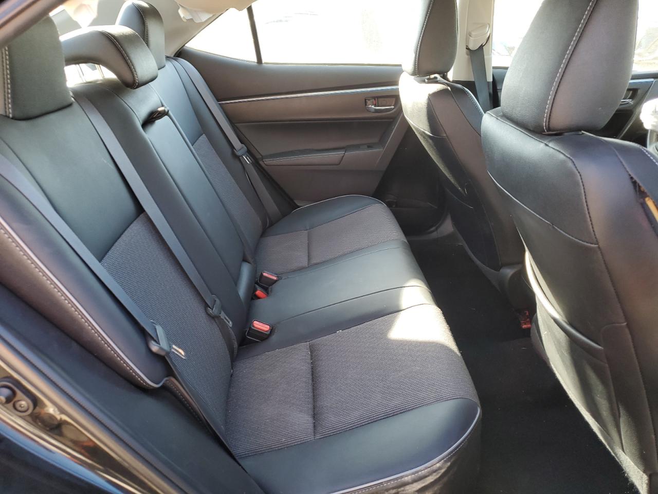 2016 Toyota Corolla - Image 11