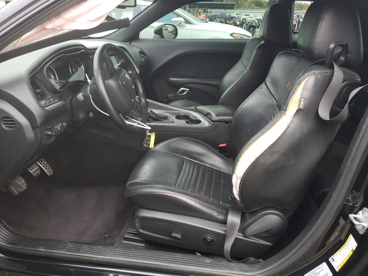 2016 Dodge Challenger - Image 7