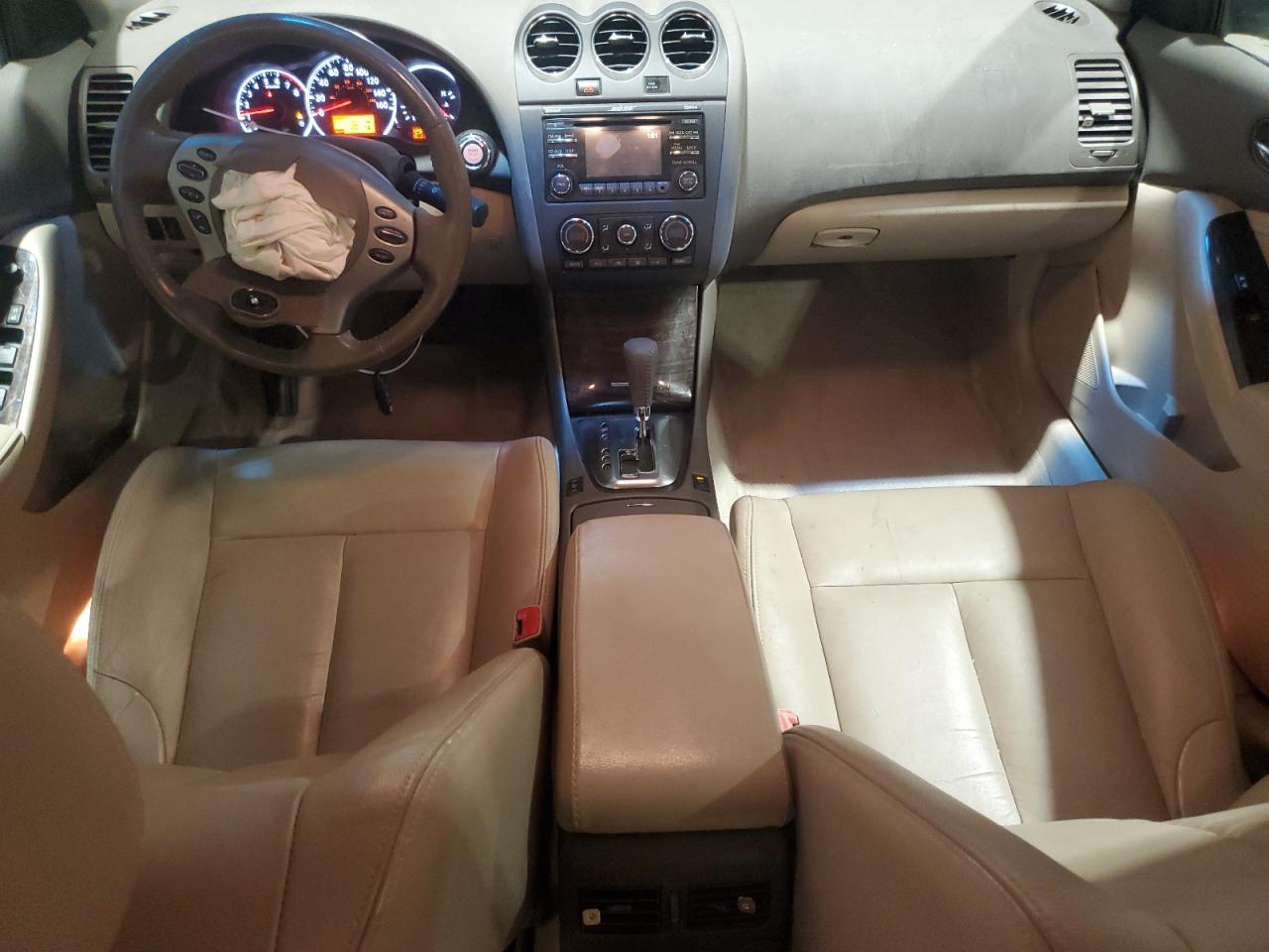 2012 Nissan Altima - Image 8