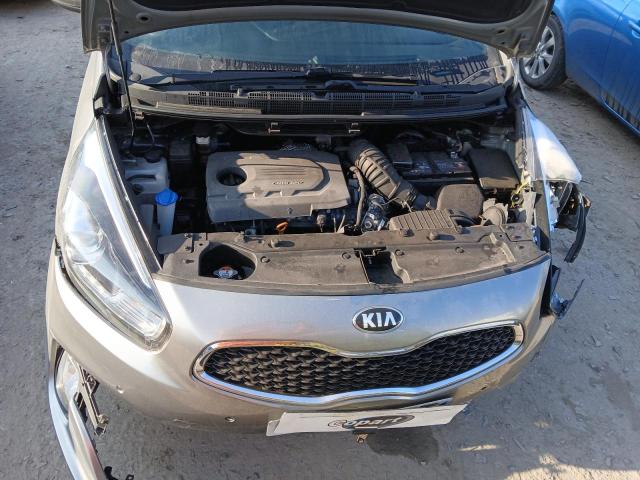 2015 KIA CARENS 4 C