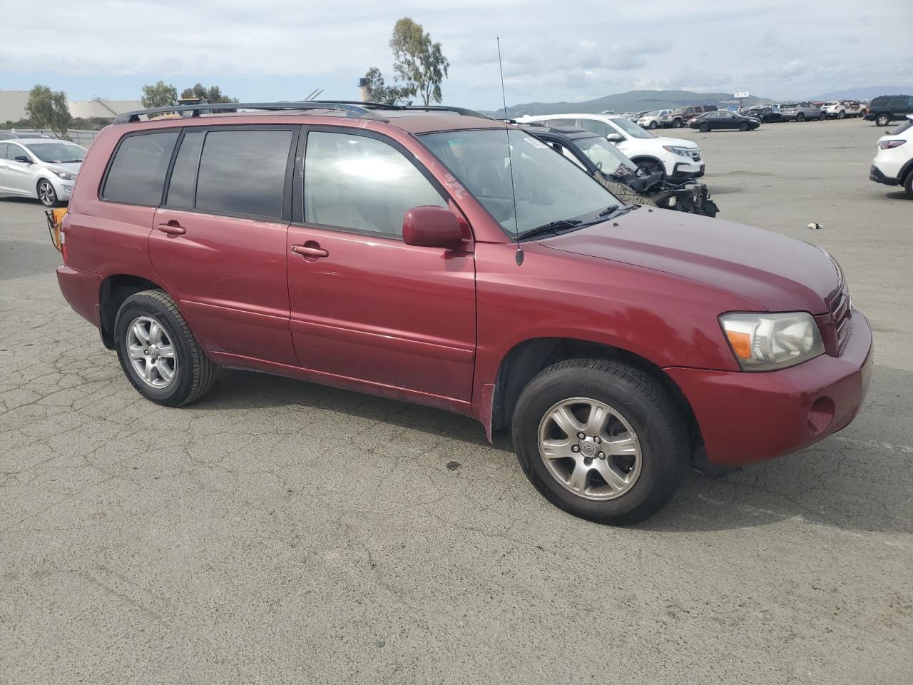 2005 Toyota Highlander - Image 4