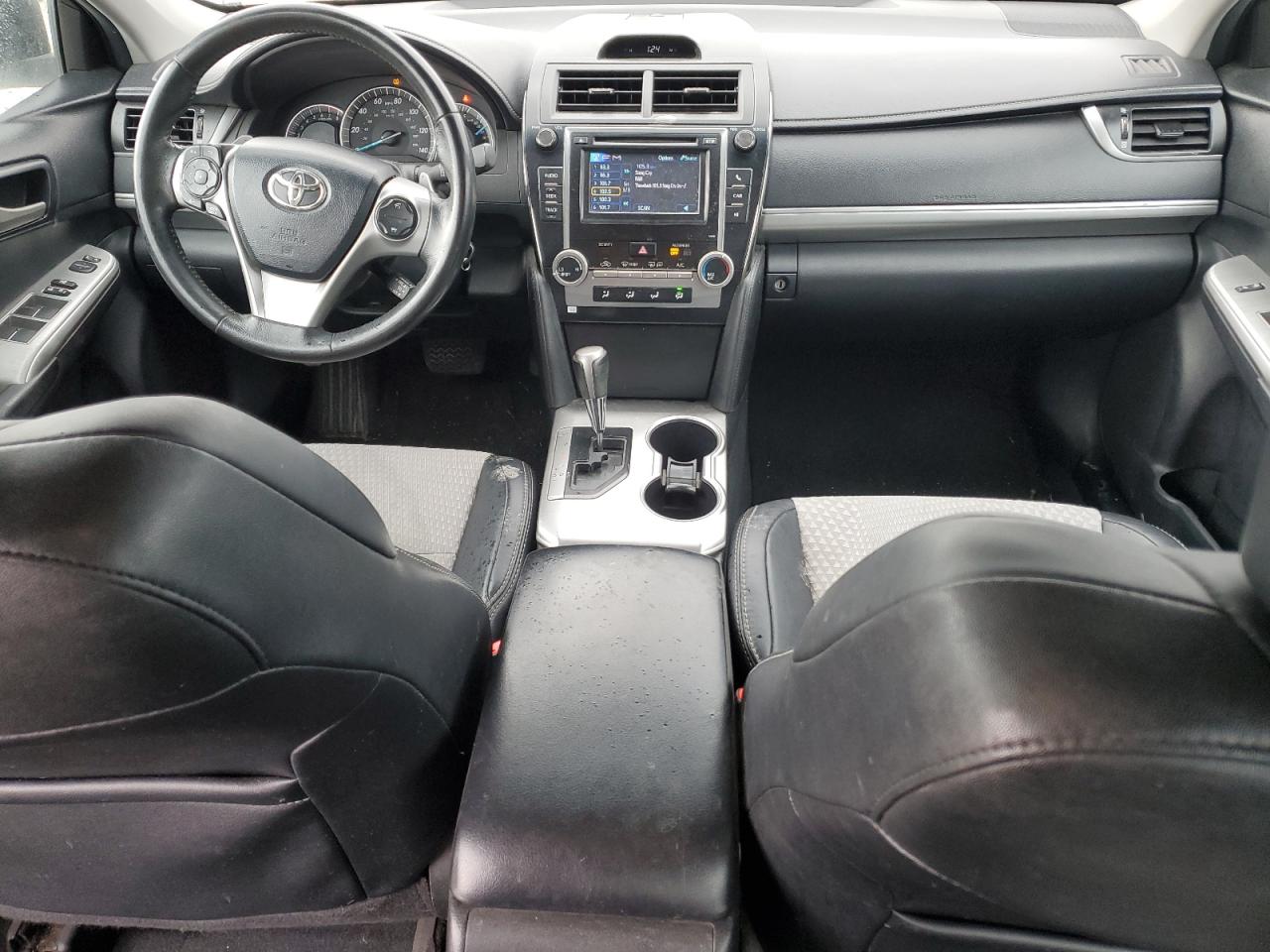 2013 Toyota Camry - Image 8