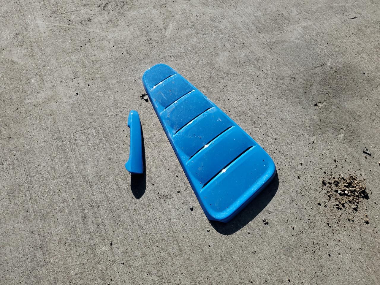 2011 Ford Mustang - Image 12