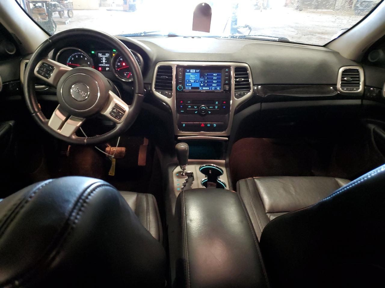 2012 Jeep Grand Cherokee - Image 8