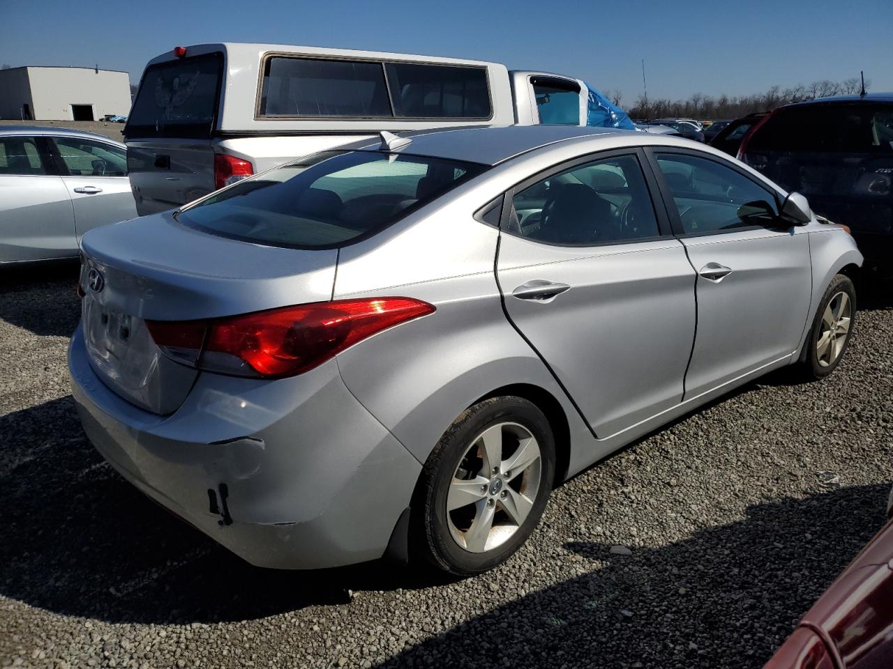 2013 Hyundai Elantra - Image 3
