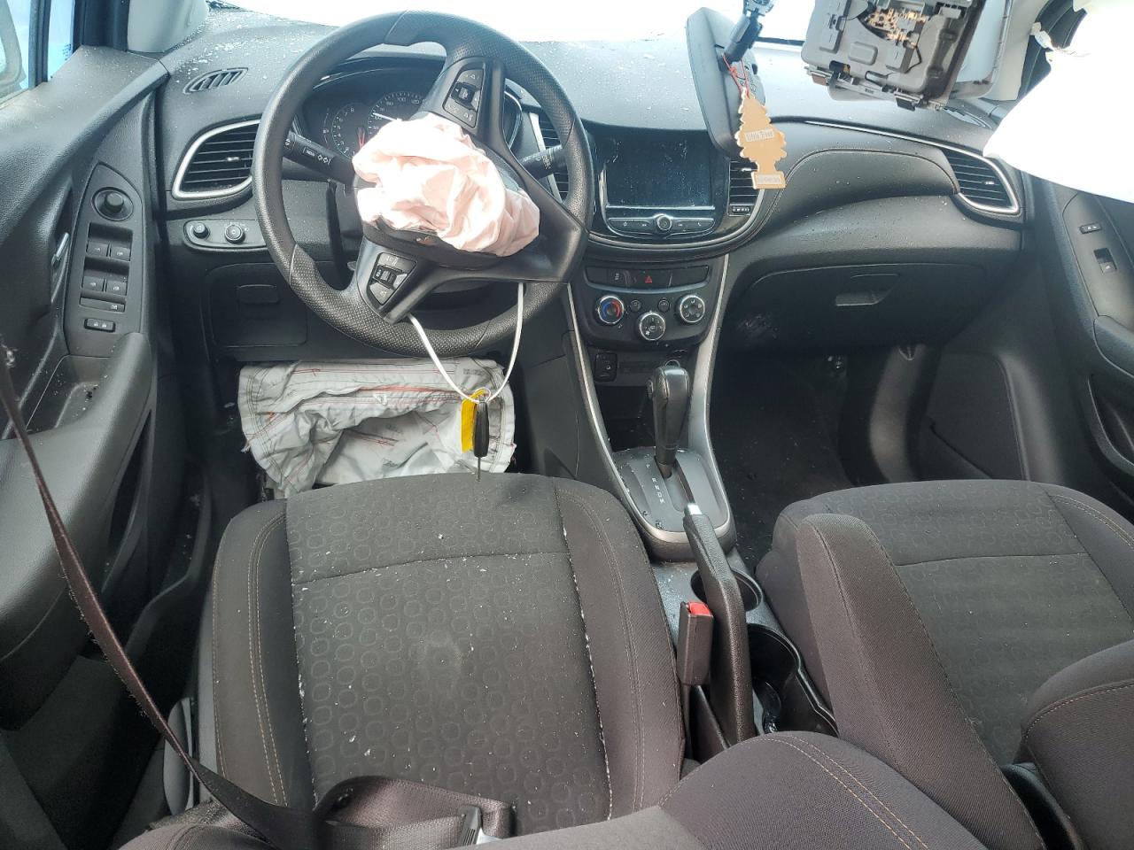 3GNCJKSB0KL183806 2019 Chevrolet Trax Ls