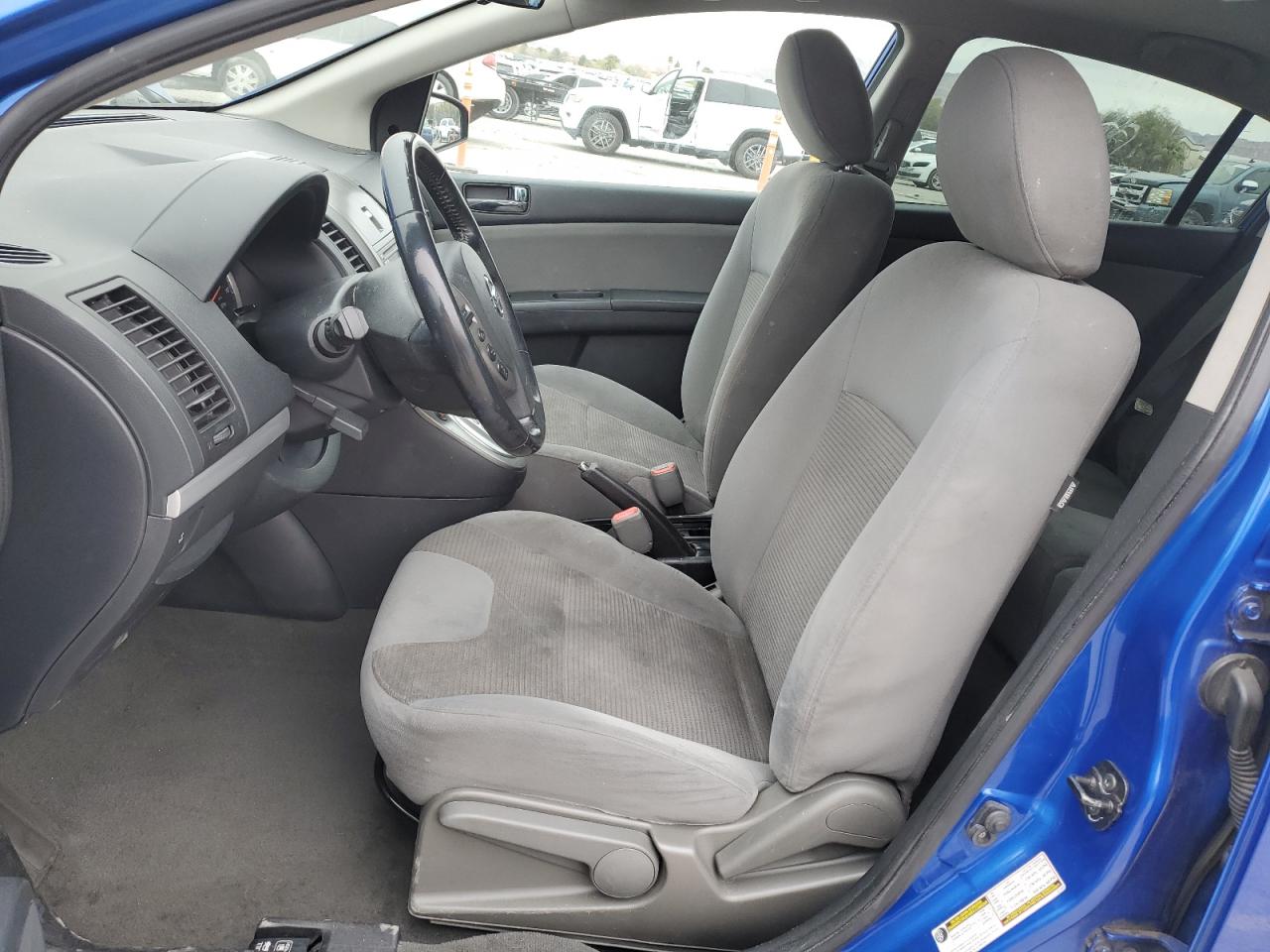 2012 Nissan Sentra - Image 7