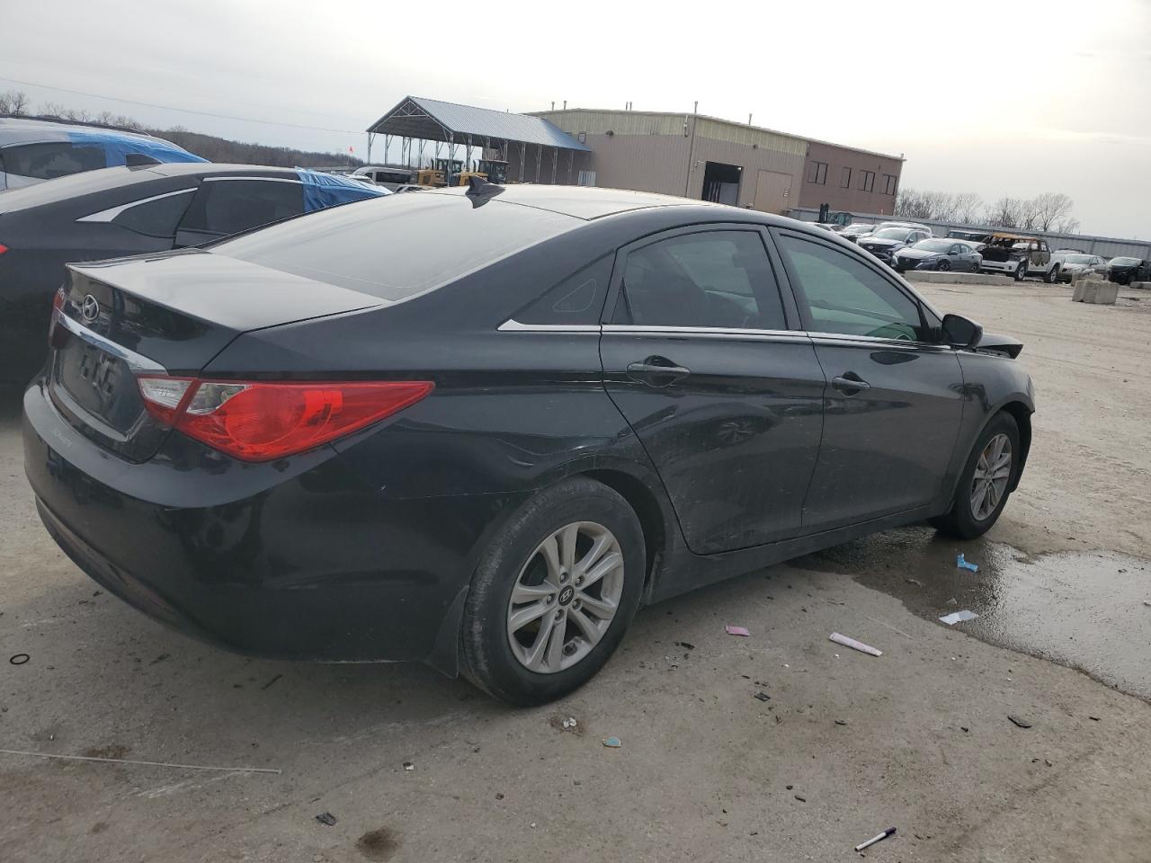 2013 Hyundai Sonata - Image 3
