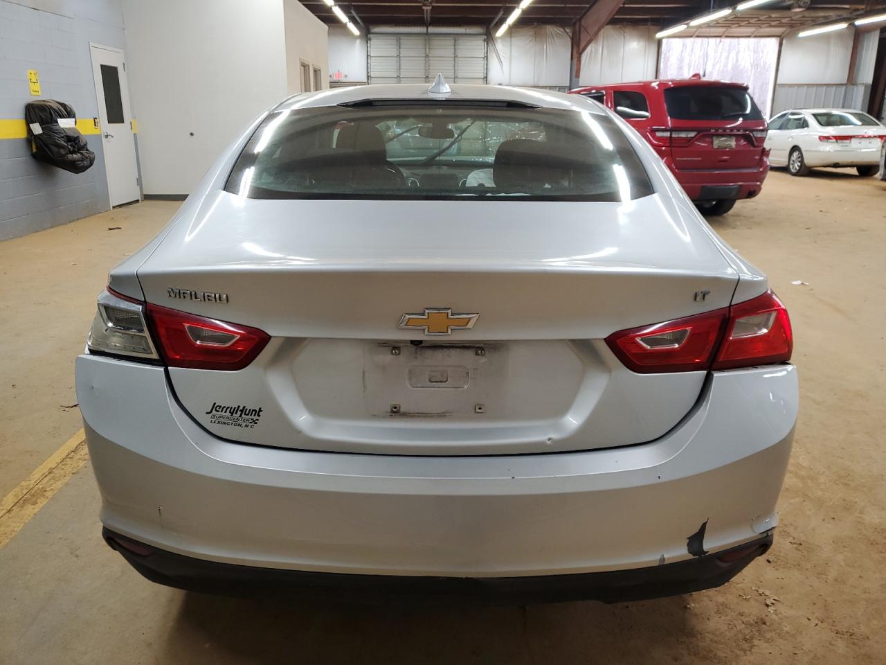 2016 Chevrolet Malibu - Image 6