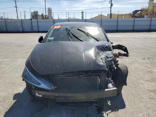  HYUNDAI ELANTRA 2019 Черный