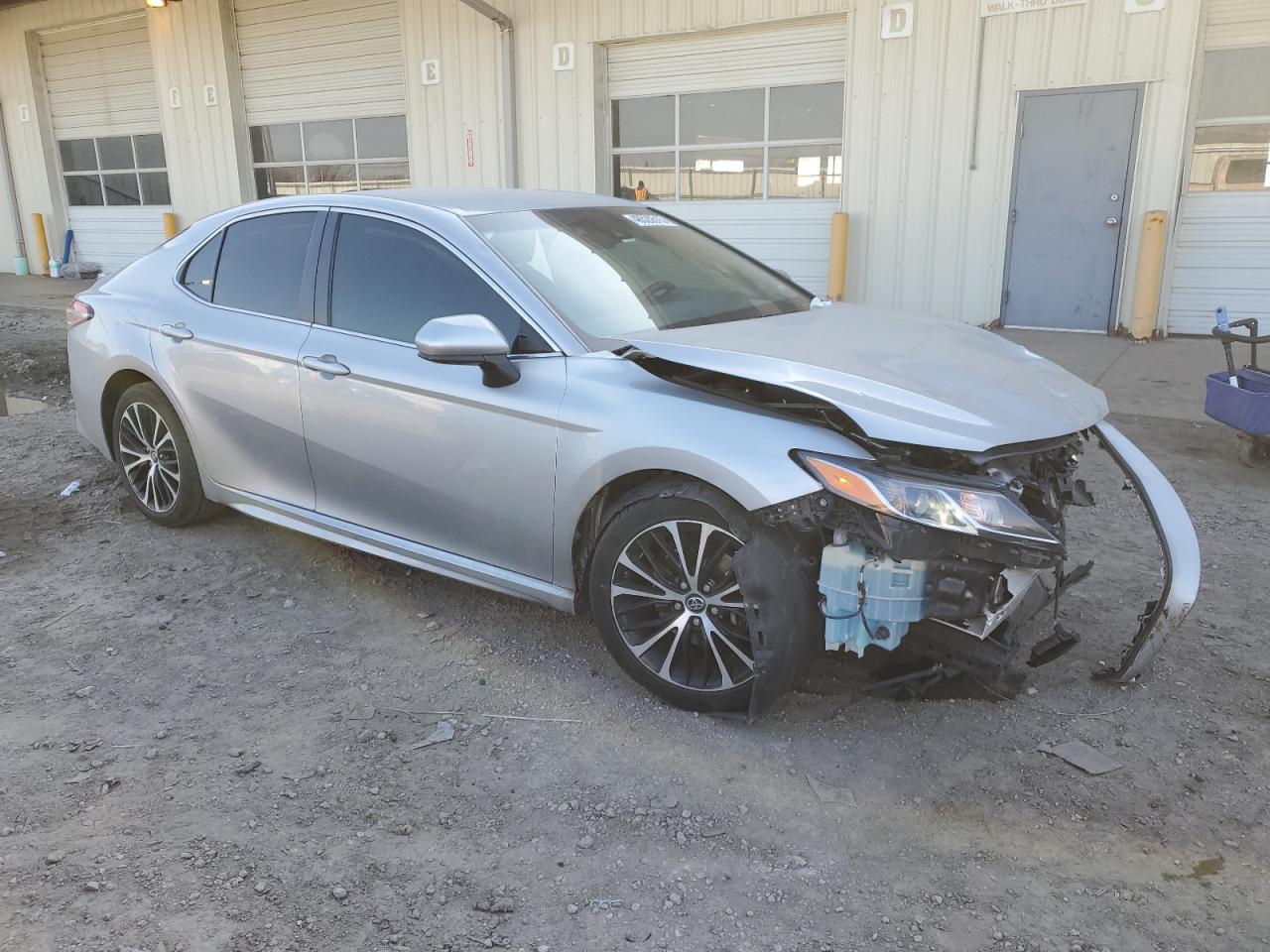 2018 Toyota Camry - Image 4