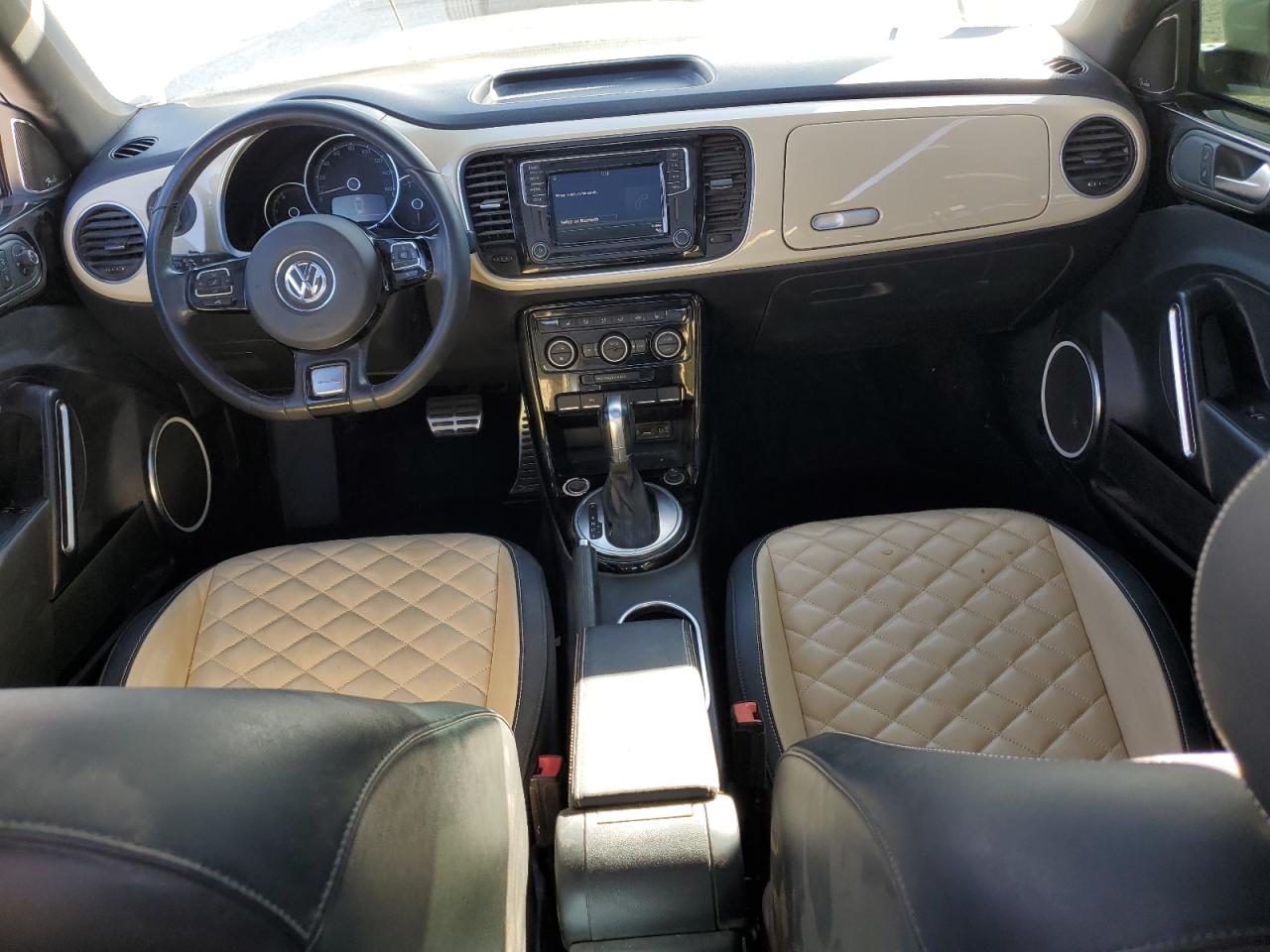 2019 Volkswagen Beetle S VIN: 3VWFD7AT2KM702740 Lot: 49288715