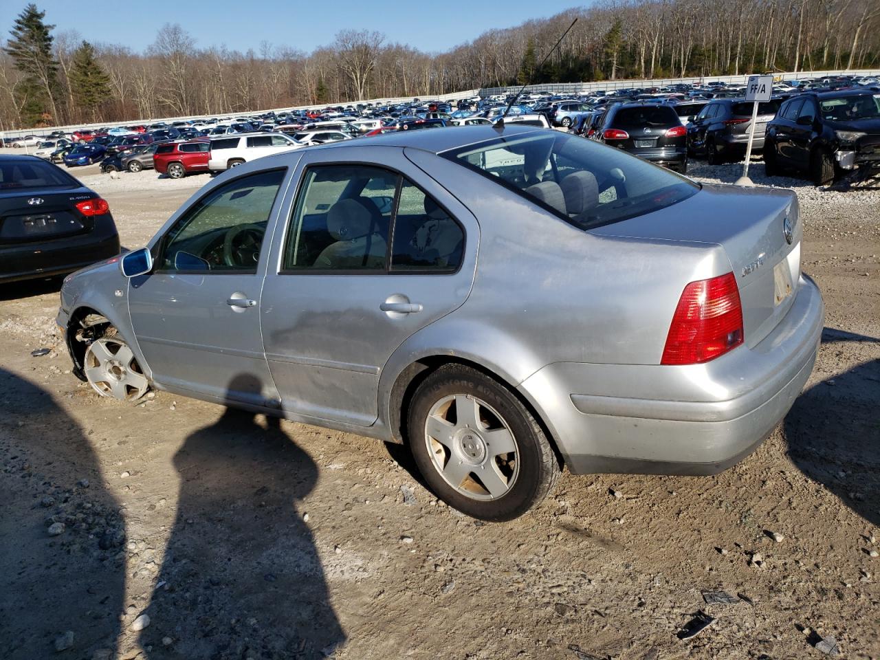 2002 Volkswagen Jetta - Image 2