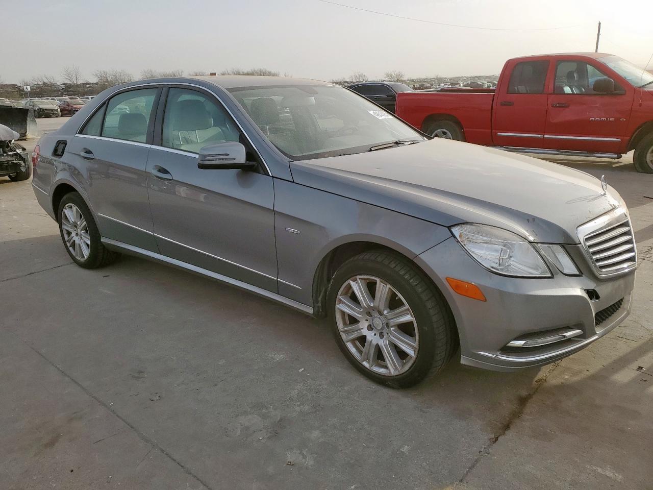 2012 Mercedes-Benz E-klasse - Image 4