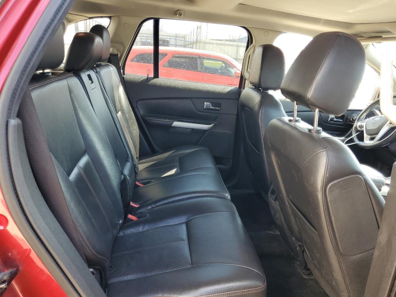 2012 Ford Edge - Image 11