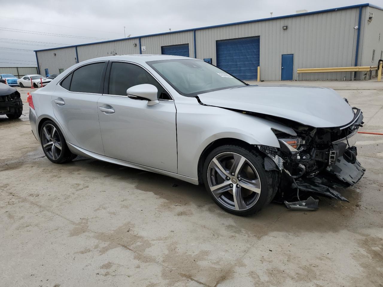 2017 Lexus IS - Image 4