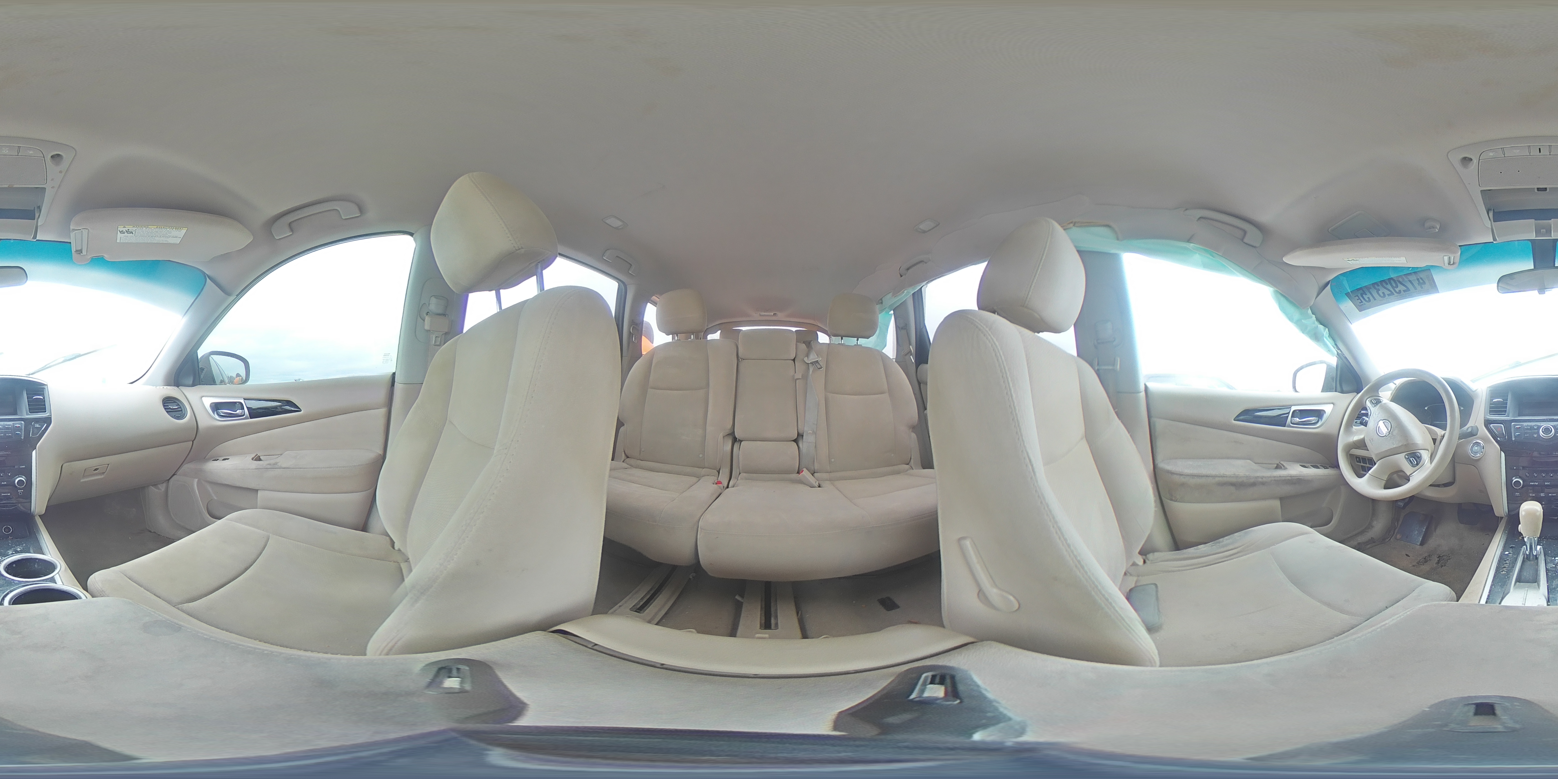 2014 Nissan Pathfinder - Image 14