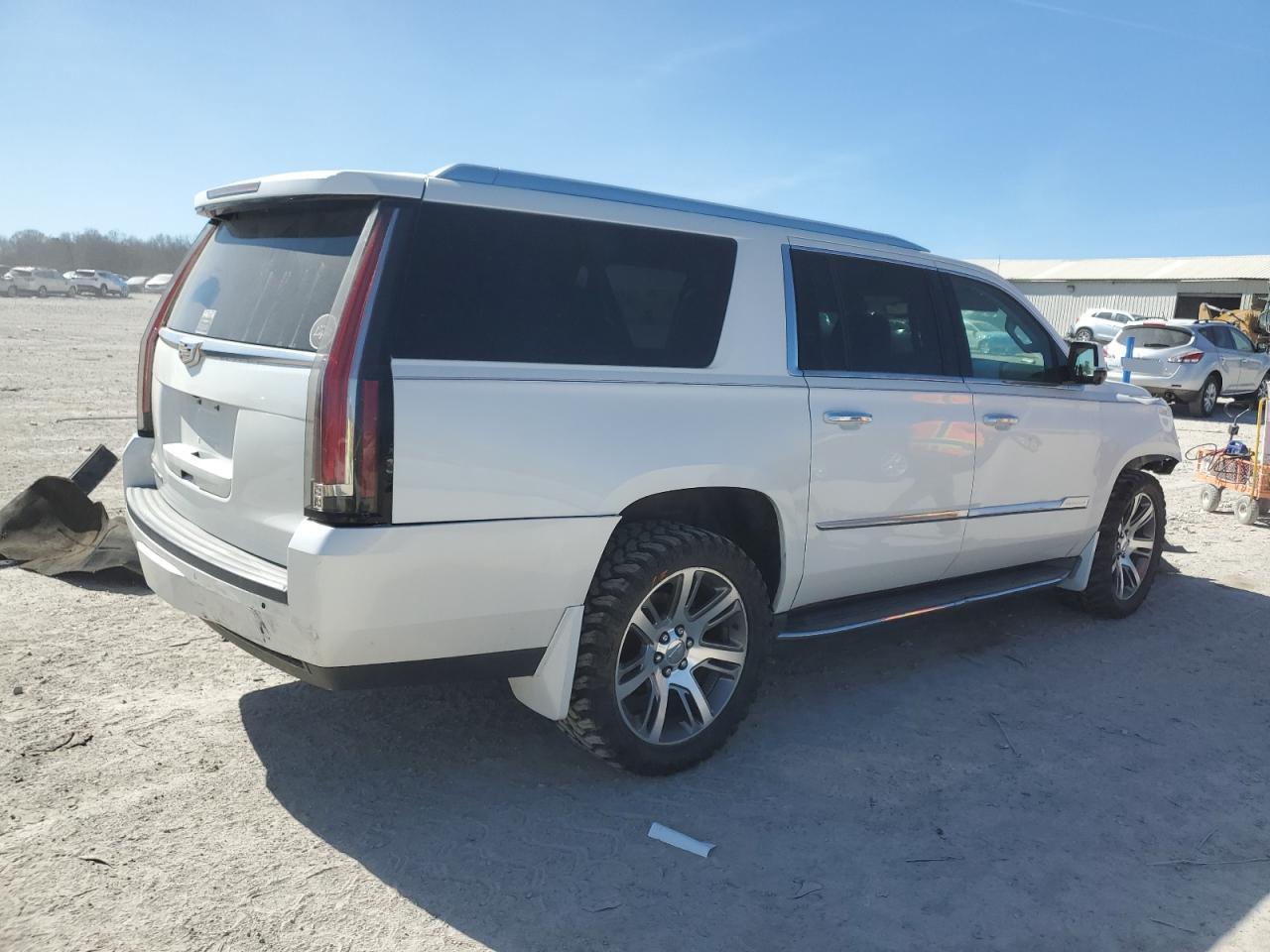 2016 Cadillac Escalade - Image 3