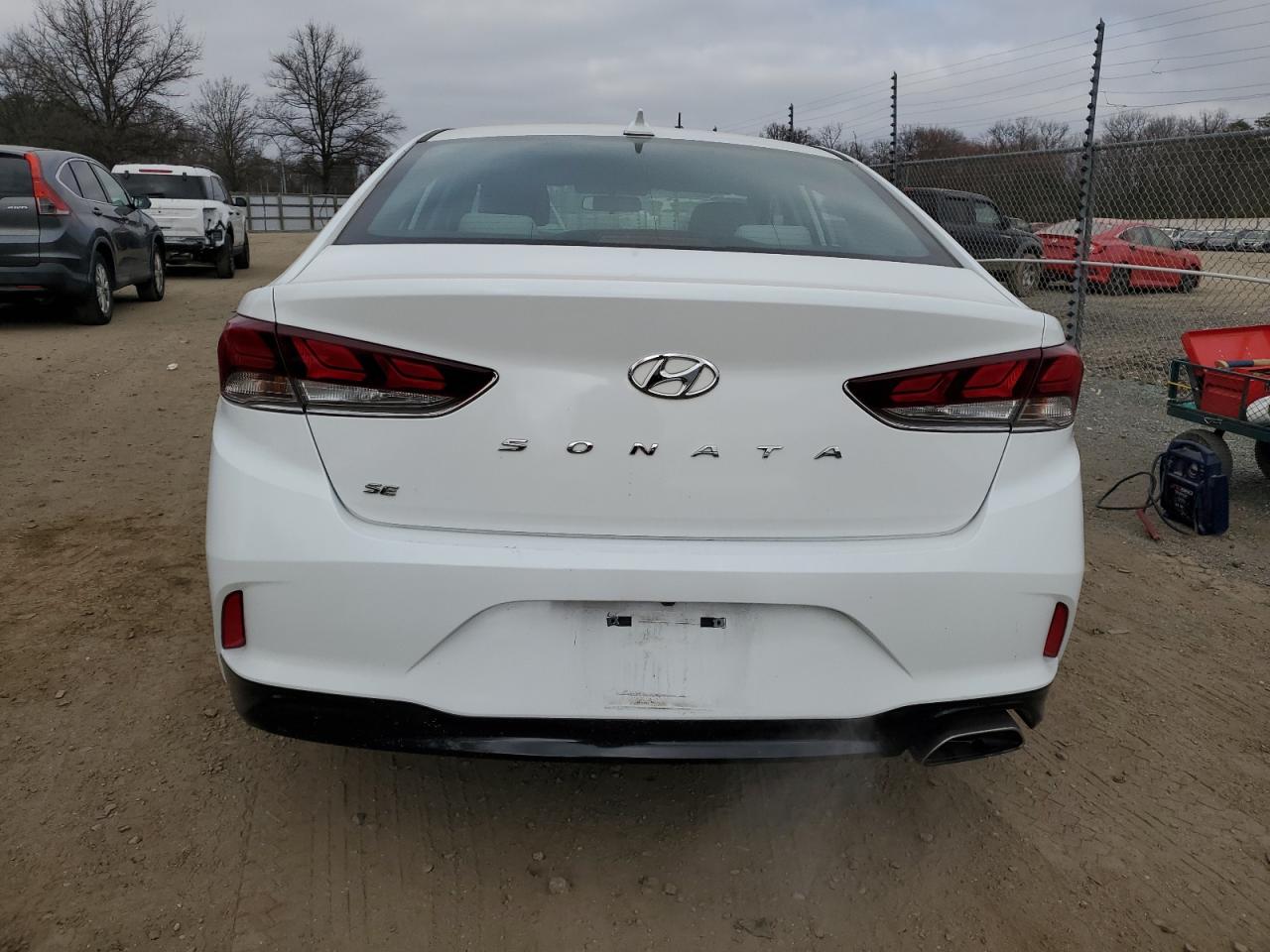 2018 Hyundai Sonata - Image 6