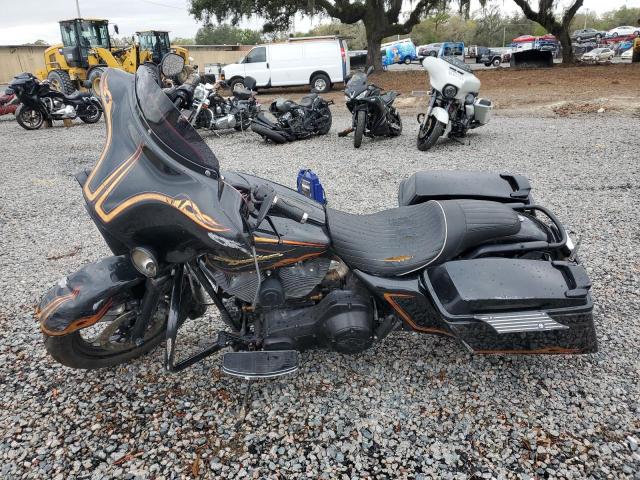 2006 HARLEY-DAVIDSON FLHXI 