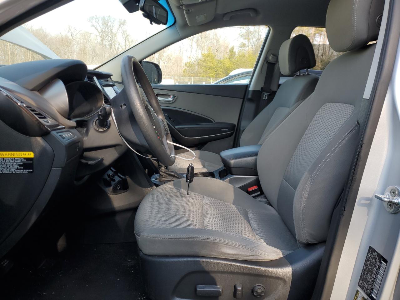 2017 Hyundai Santa Fe - Image 7