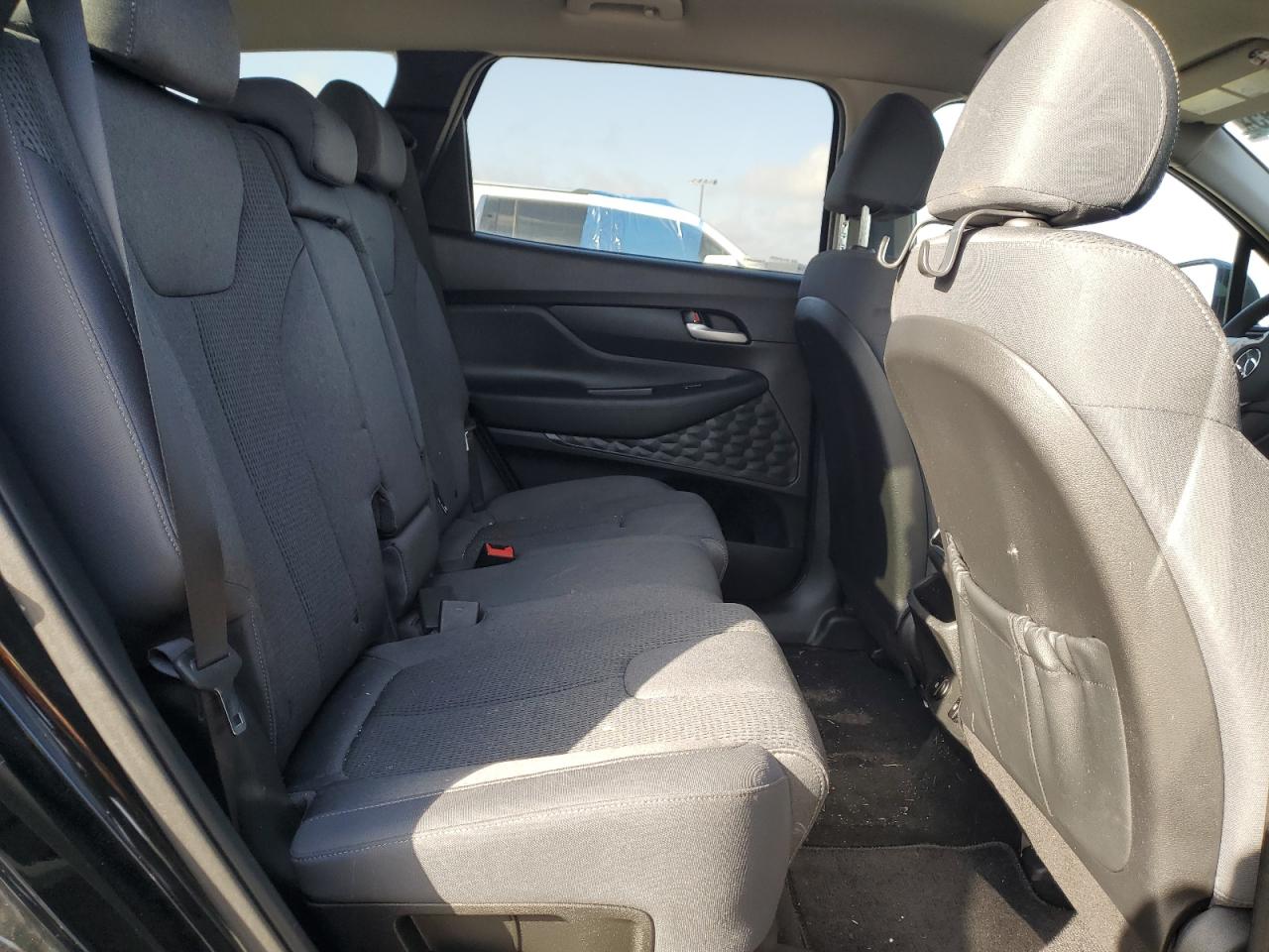 2020 Hyundai Santa Fe - Image 10