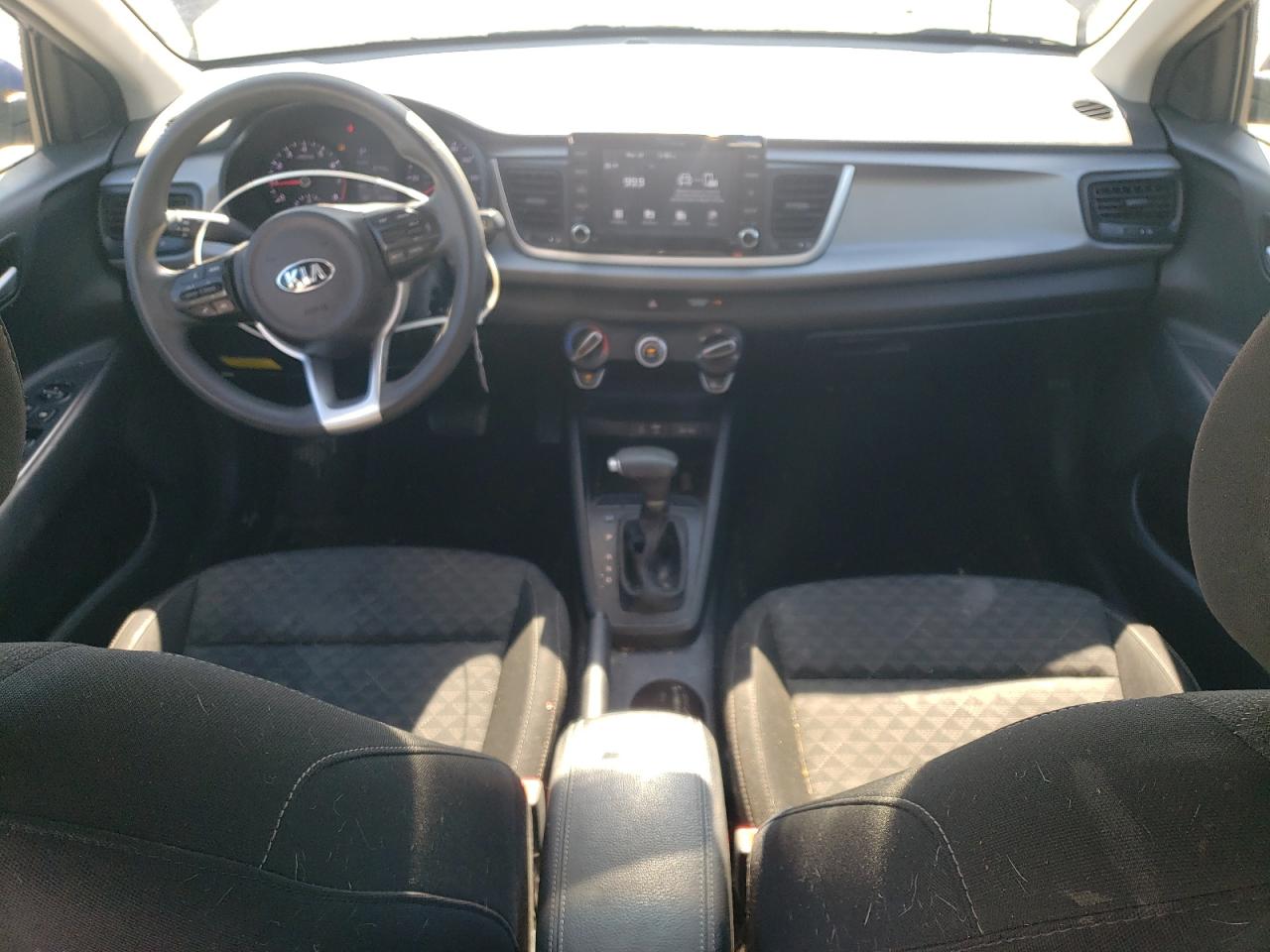 2020 Kia Rio - Image 8