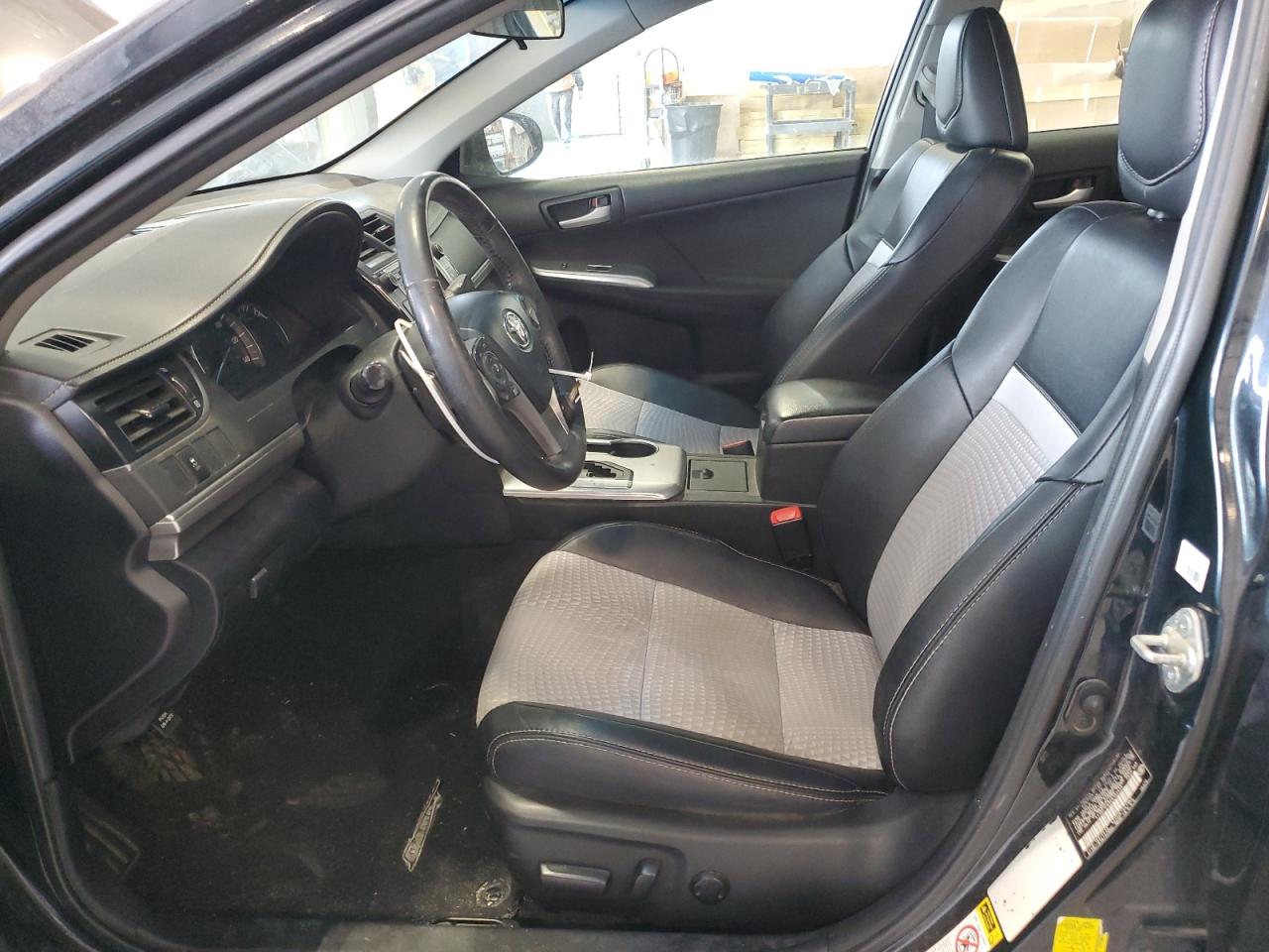 2012 Toyota Camry - Image 7