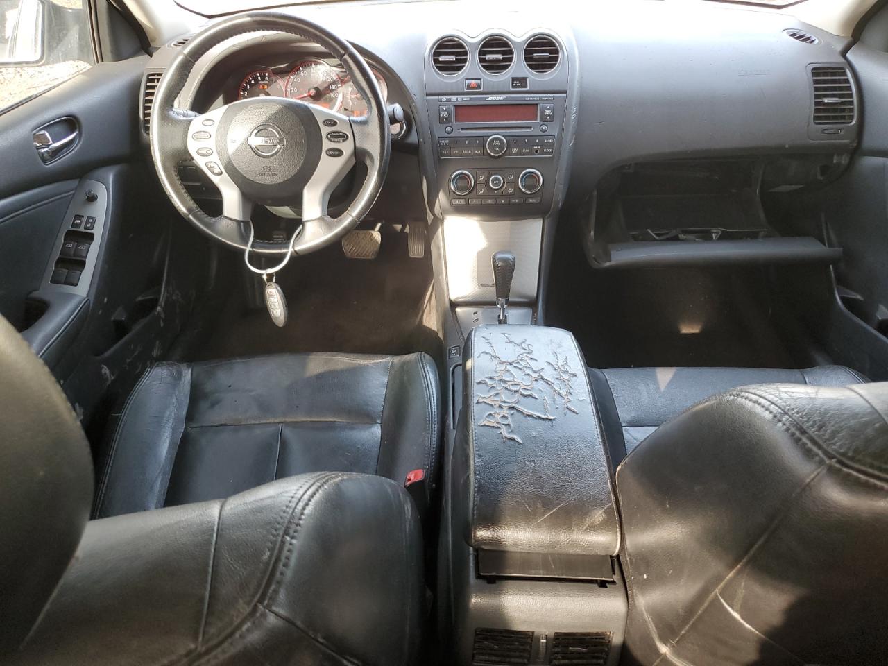 2009 Nissan Altima - Image 8