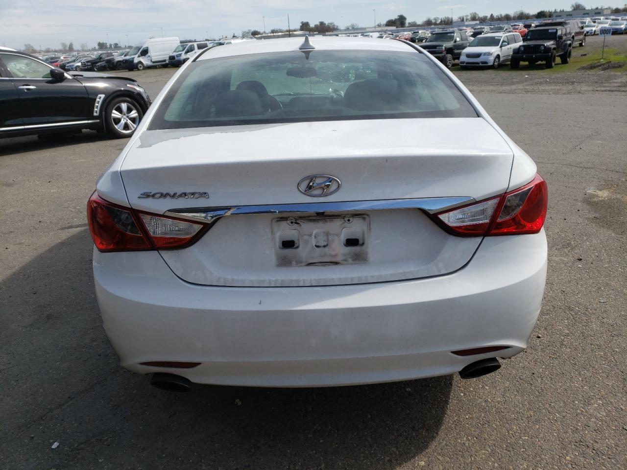 2013 Hyundai Sonata - Image 6