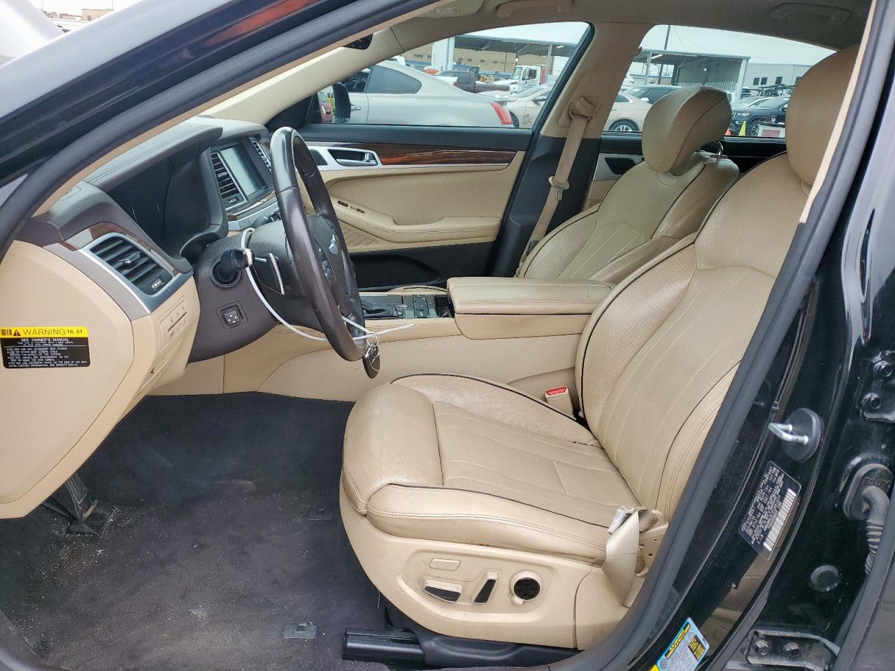 2015 Hyundai Genesis - Image 7