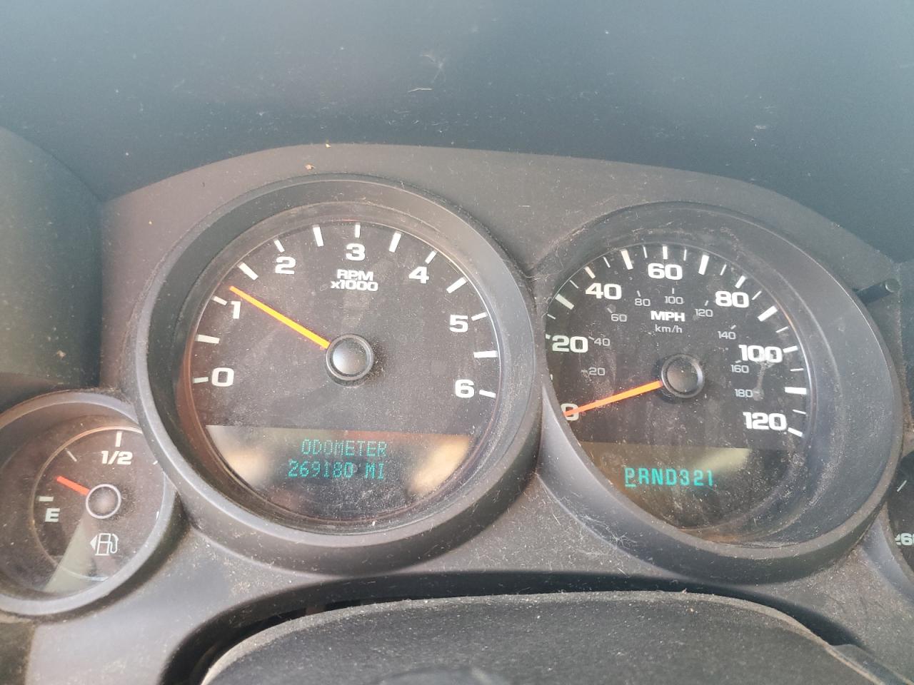 2010 Chevrolet Silverado - Image 9