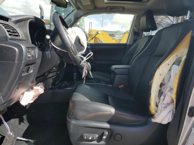  TOYOTA 4RUNNER 2016 Серебристый